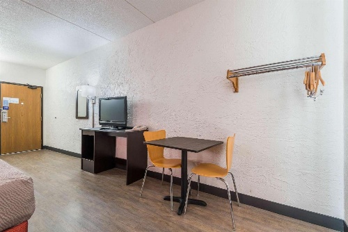 Motel 6-Bridgeview, IL image 4